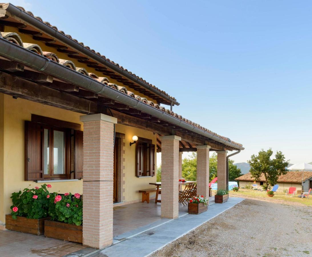 La Casa Di Claudia Gubbio Exterior foto